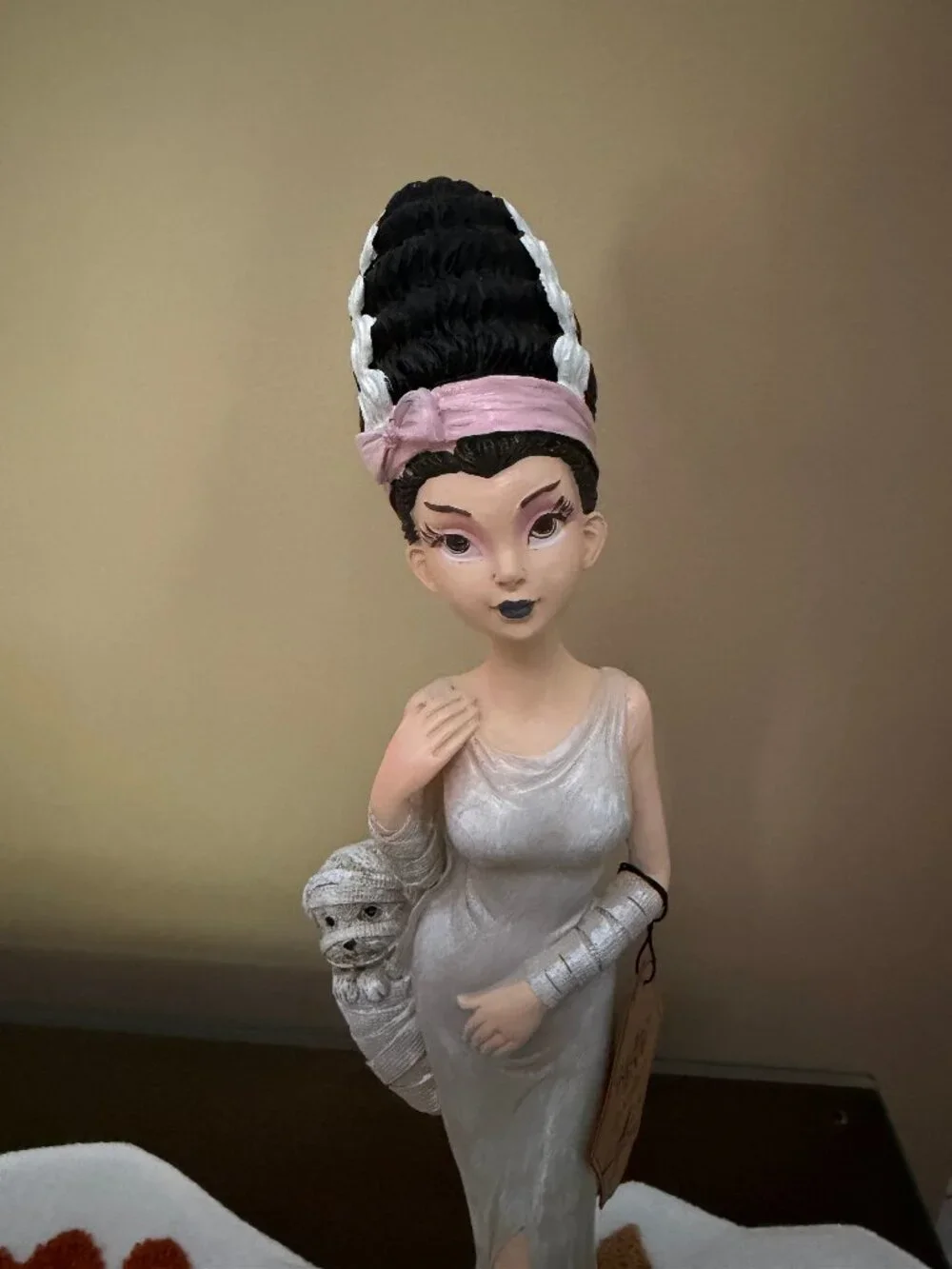 Hallow’s Eve Bride of Frankenstein w/ Mummy Dog Statue 14